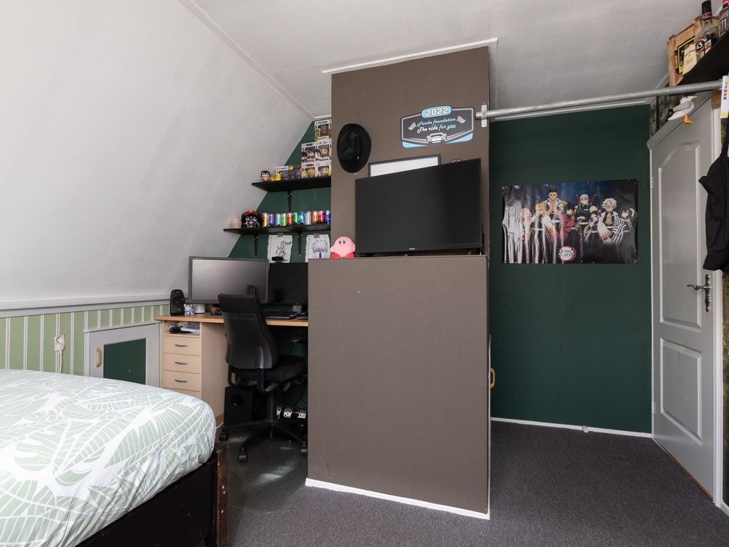 Kleine Buren 24, Pingjum