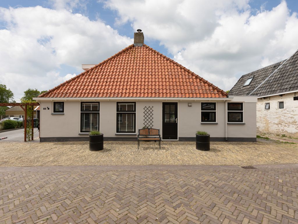 Kleine Buren 24, Pingjum