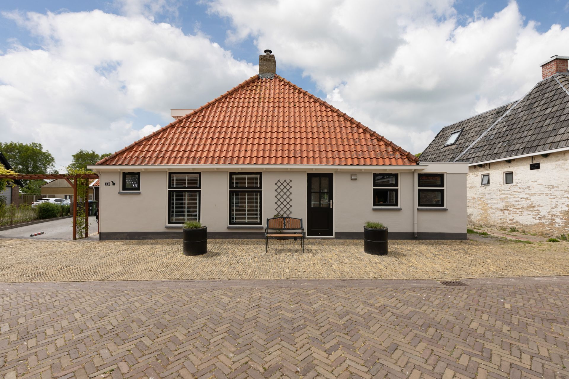 Kleine Buren 24, Pingjum