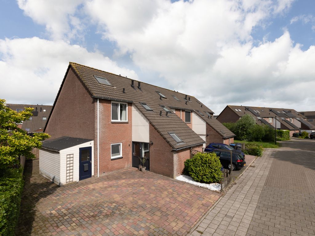Sparrenburg 30, Bolsward