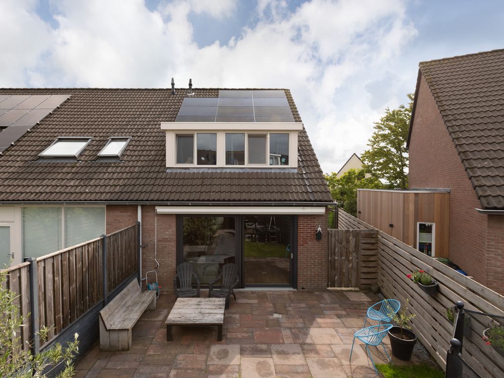 Sparrenburg 30, Bolsward