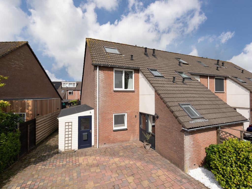 Sparrenburg 30, Bolsward