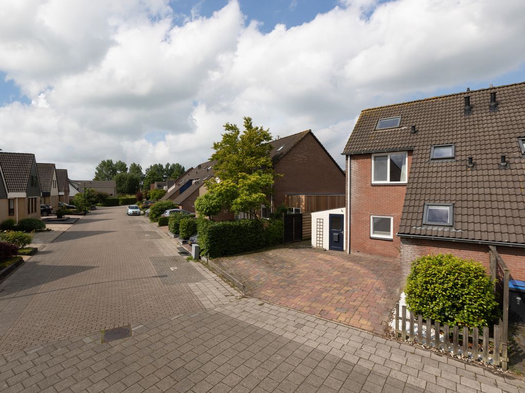 Sparrenburg 30, Bolsward