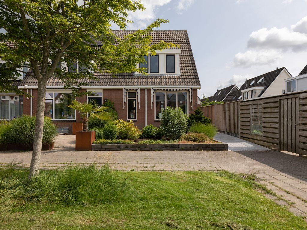 Zilverschoon 58, Sneek