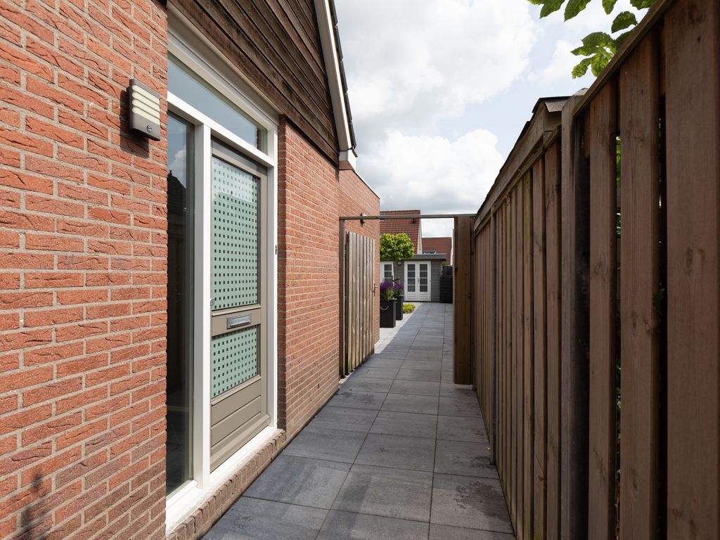 Zilverschoon 58, Sneek