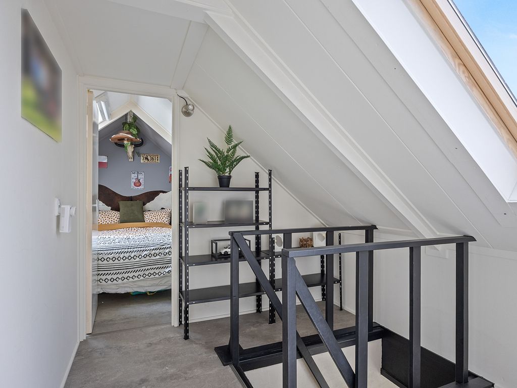 Oosterlaan 5, Schraard