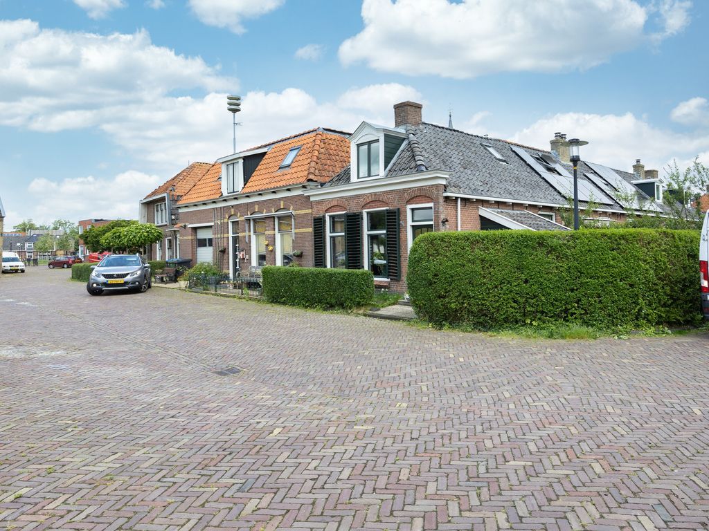 Ald Hiem 7, Wommels