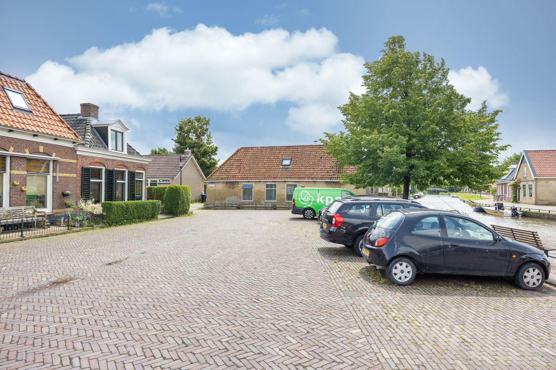 Ald Hiem 7, Wommels