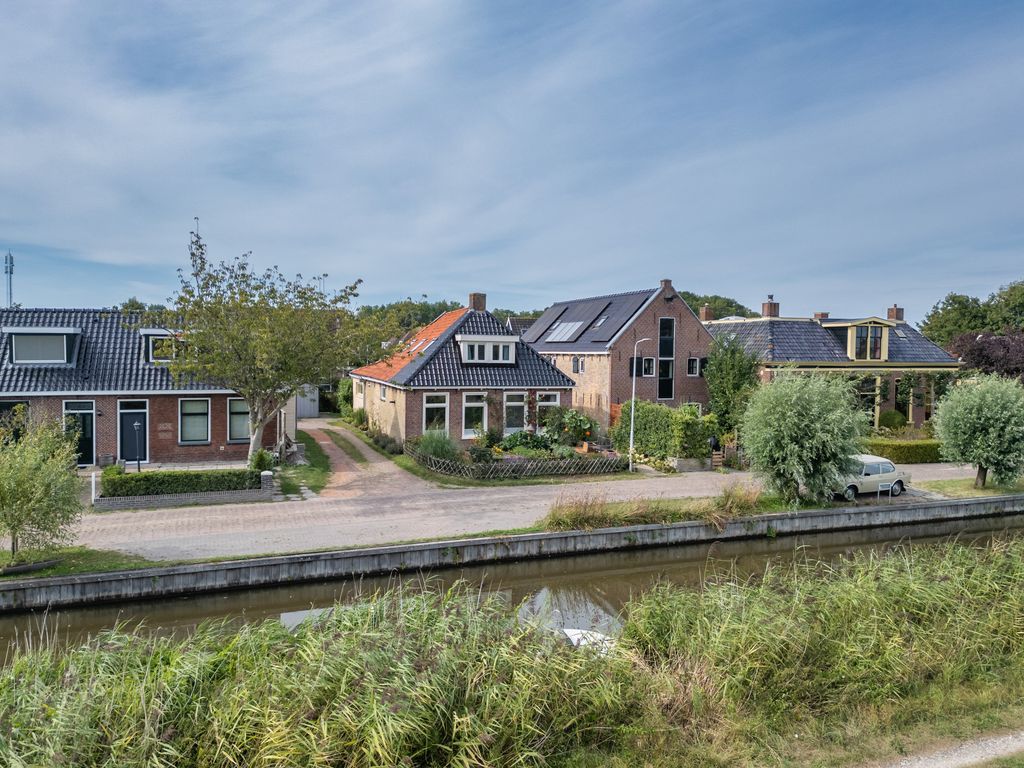 Franekerkade 17, Arum