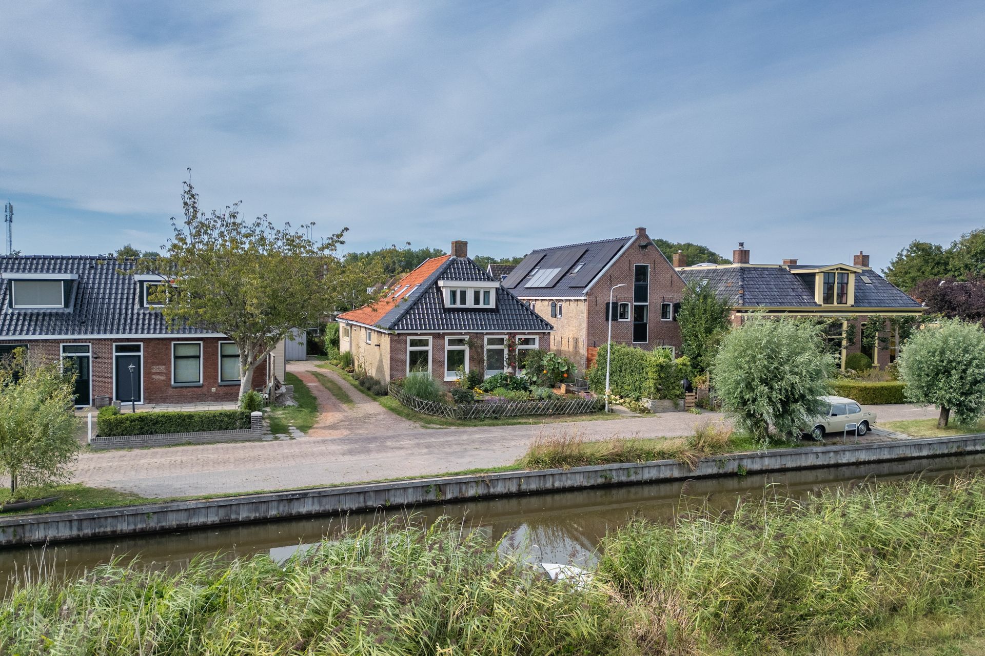 Franekerkade 17, Arum