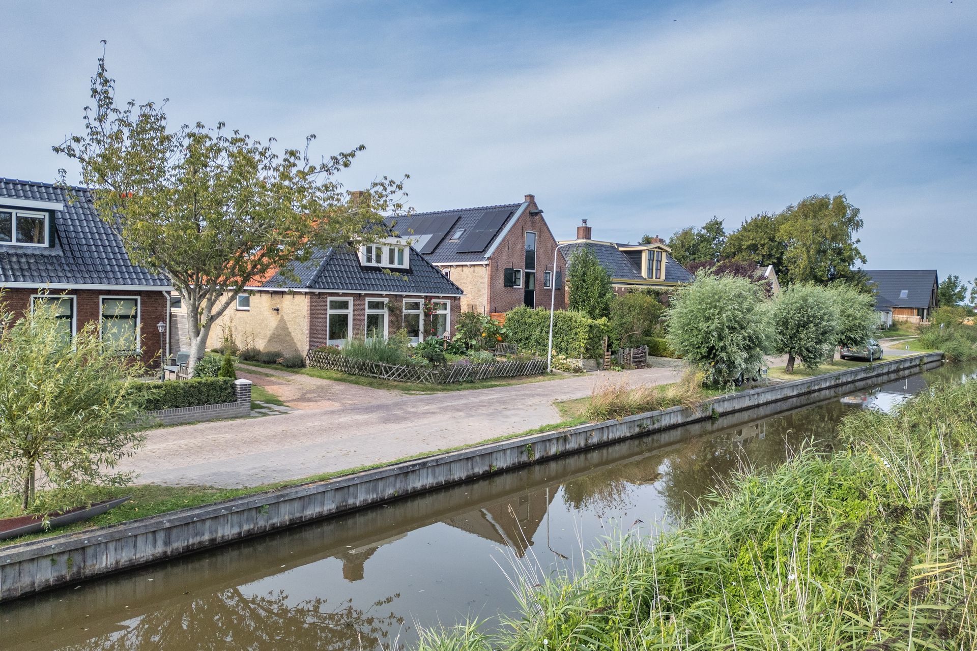 Franekerkade 17, Arum