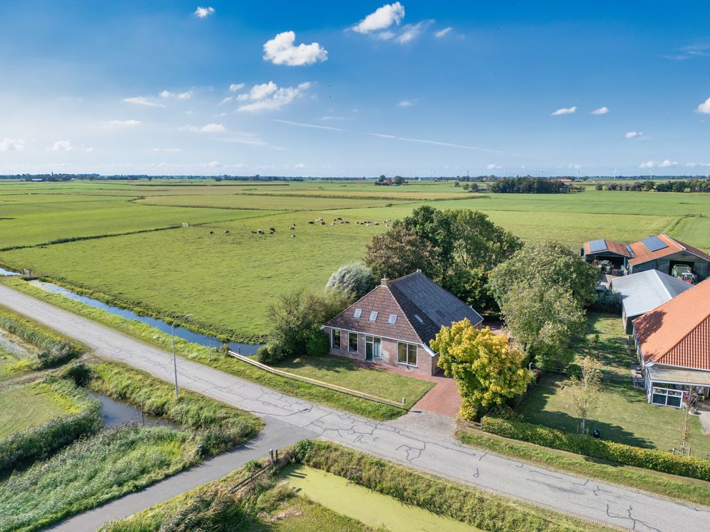Van der Looswei 36, Blauwhuis