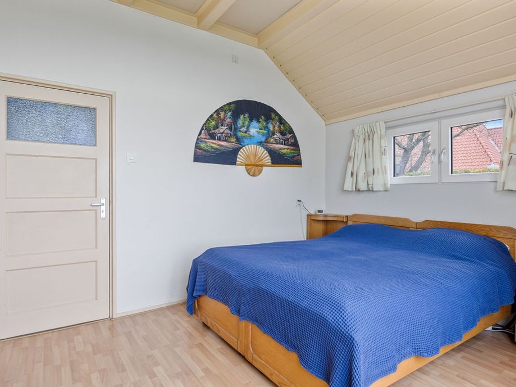 Van der Looswei 36, Blauwhuis