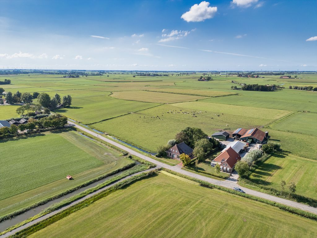 Van der Looswei 36, Blauwhuis