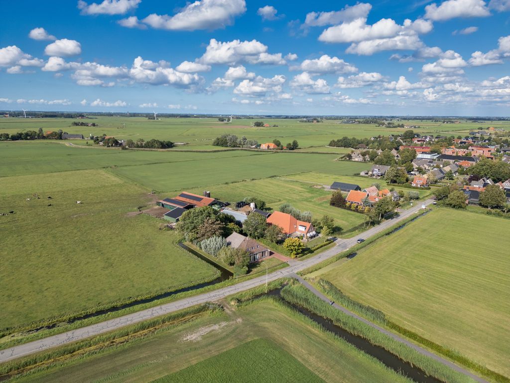 Van der Looswei 36, Blauwhuis