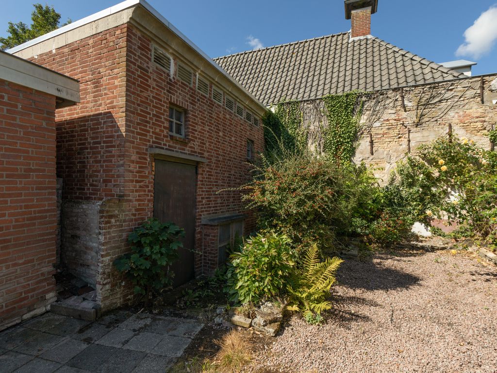 Achter De Smeden 10, Bolsward
