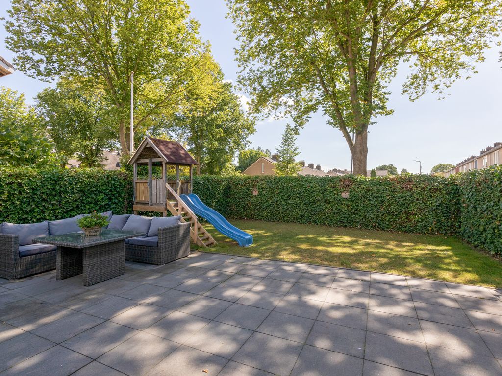 Tjalkstraat 2, Makkum