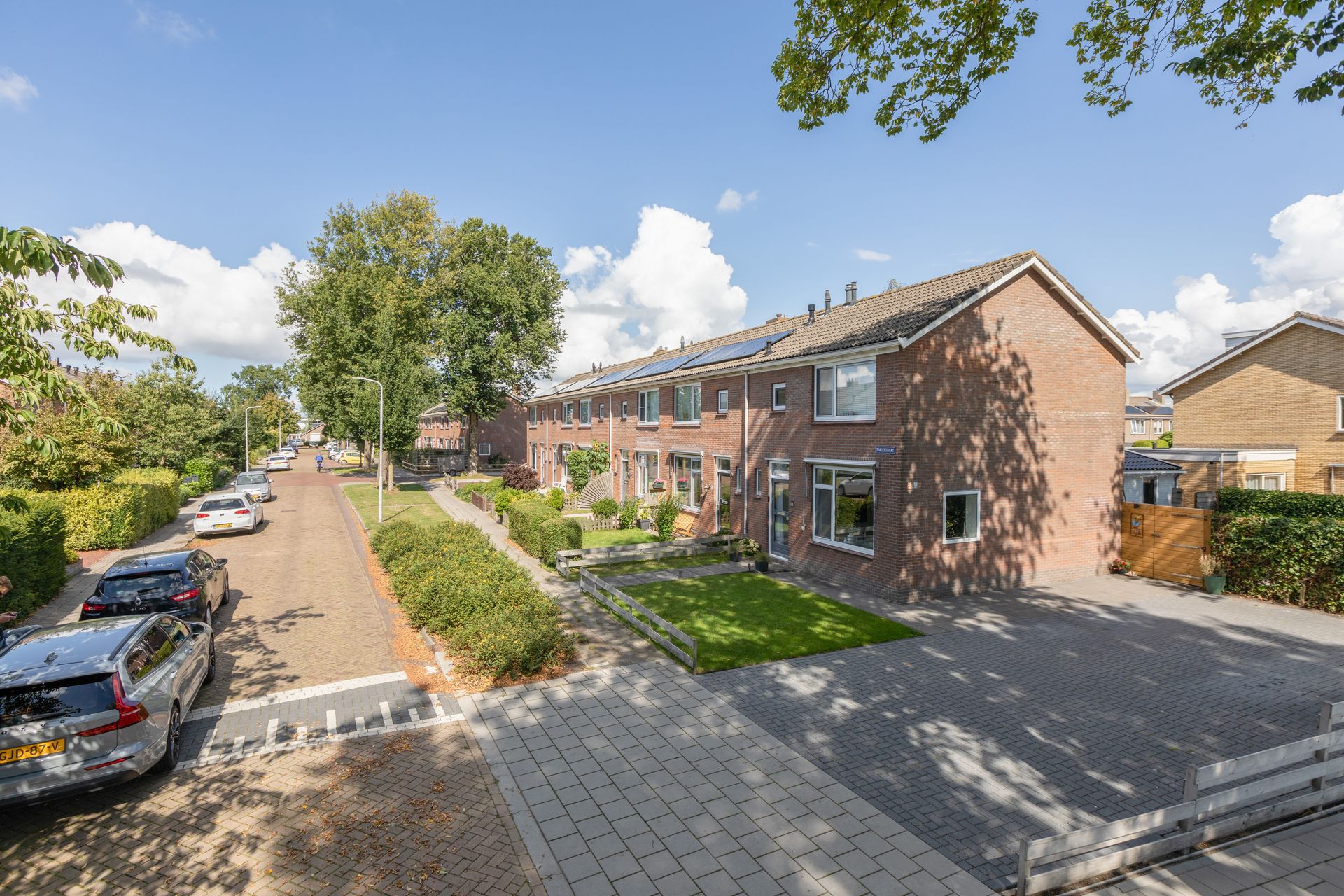 Tjalkstraat 2, Makkum