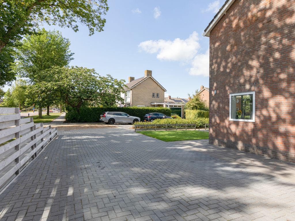 Tjalkstraat 2, Makkum