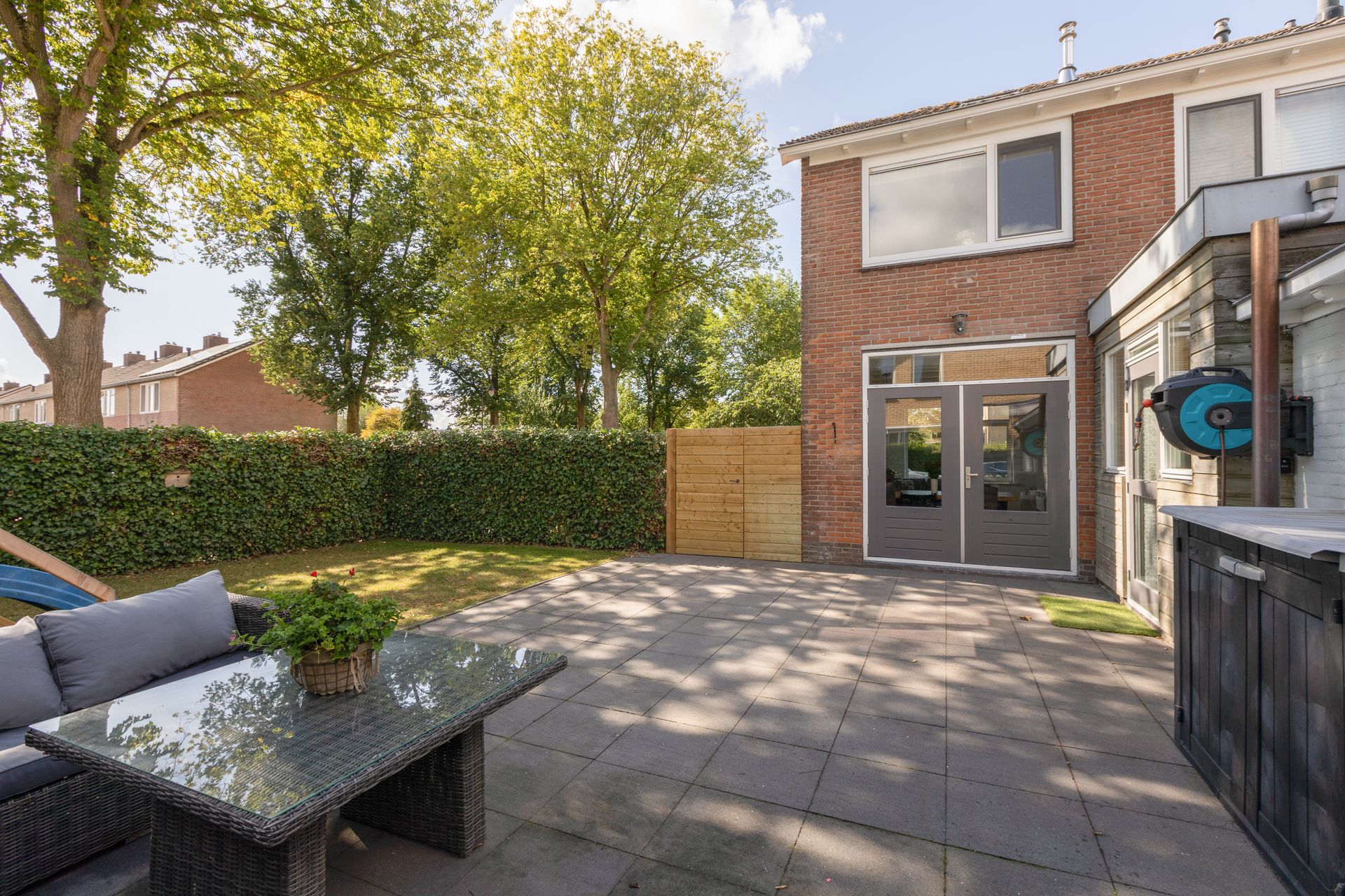 Tjalkstraat 2, Makkum