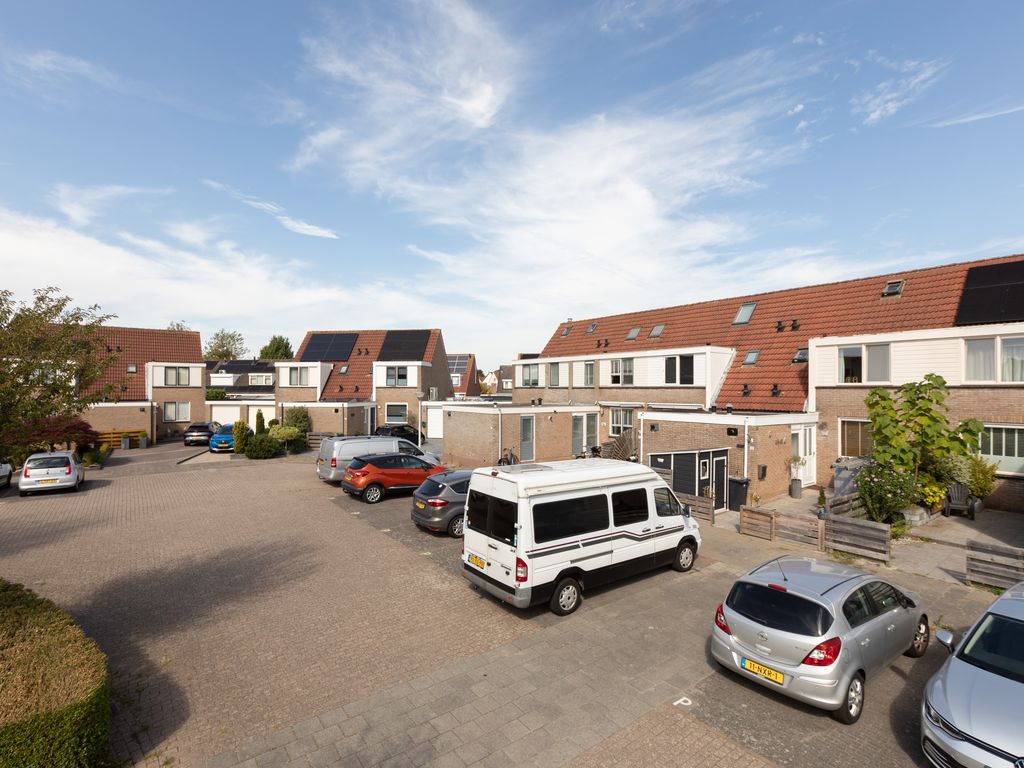 Wilgeroosje 58, Sneek