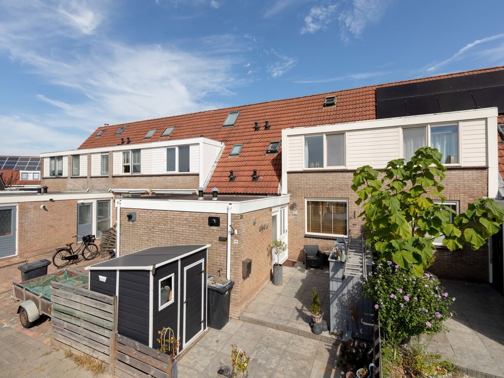 Wilgeroosje 58, Sneek