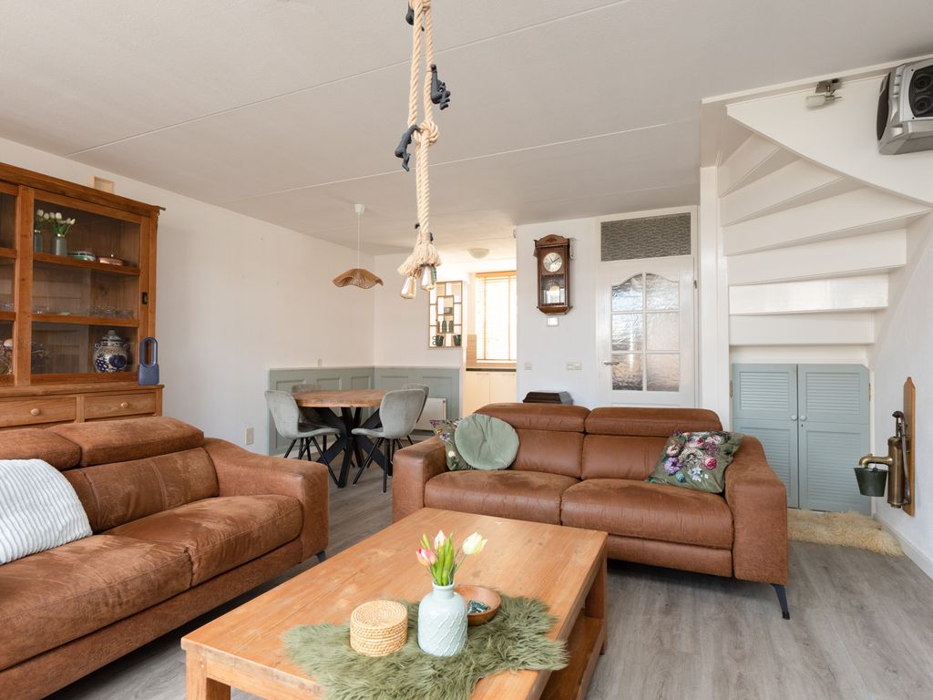 Wilgeroosje 58, Sneek