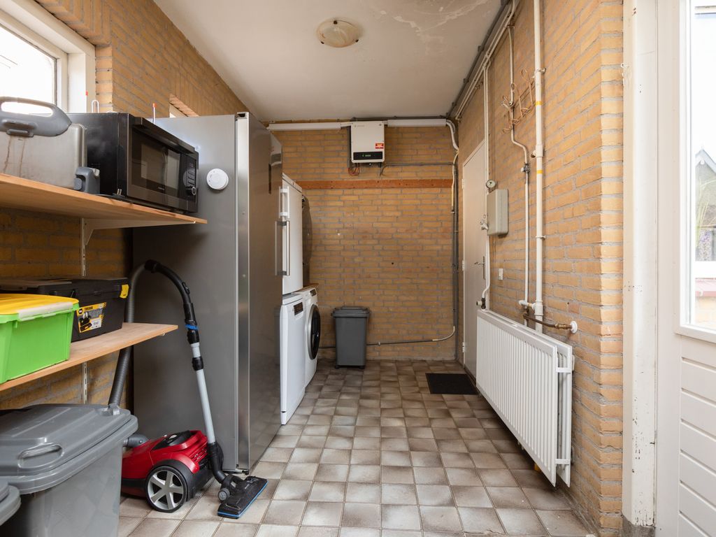 Lammert Scheltesstraat 23, Pingjum
