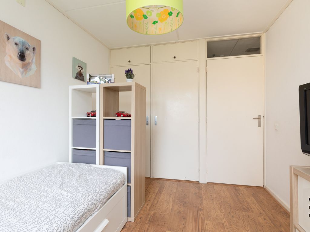 Lammert Scheltesstraat 23, Pingjum