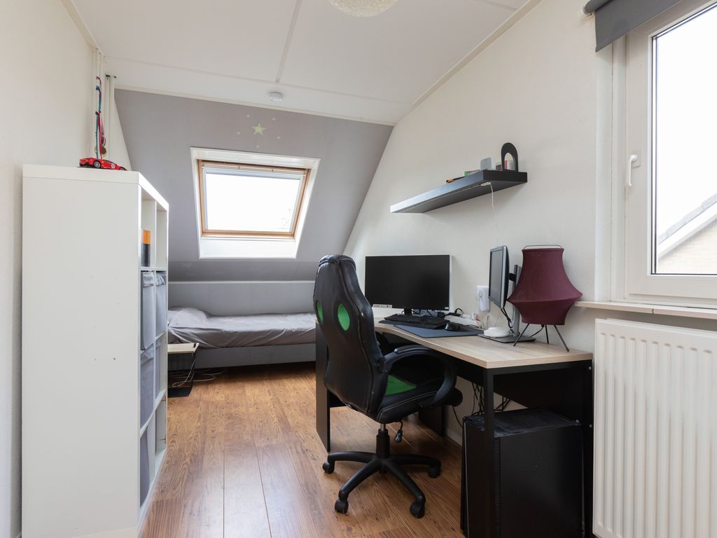 Lammert Scheltesstraat 23, Pingjum