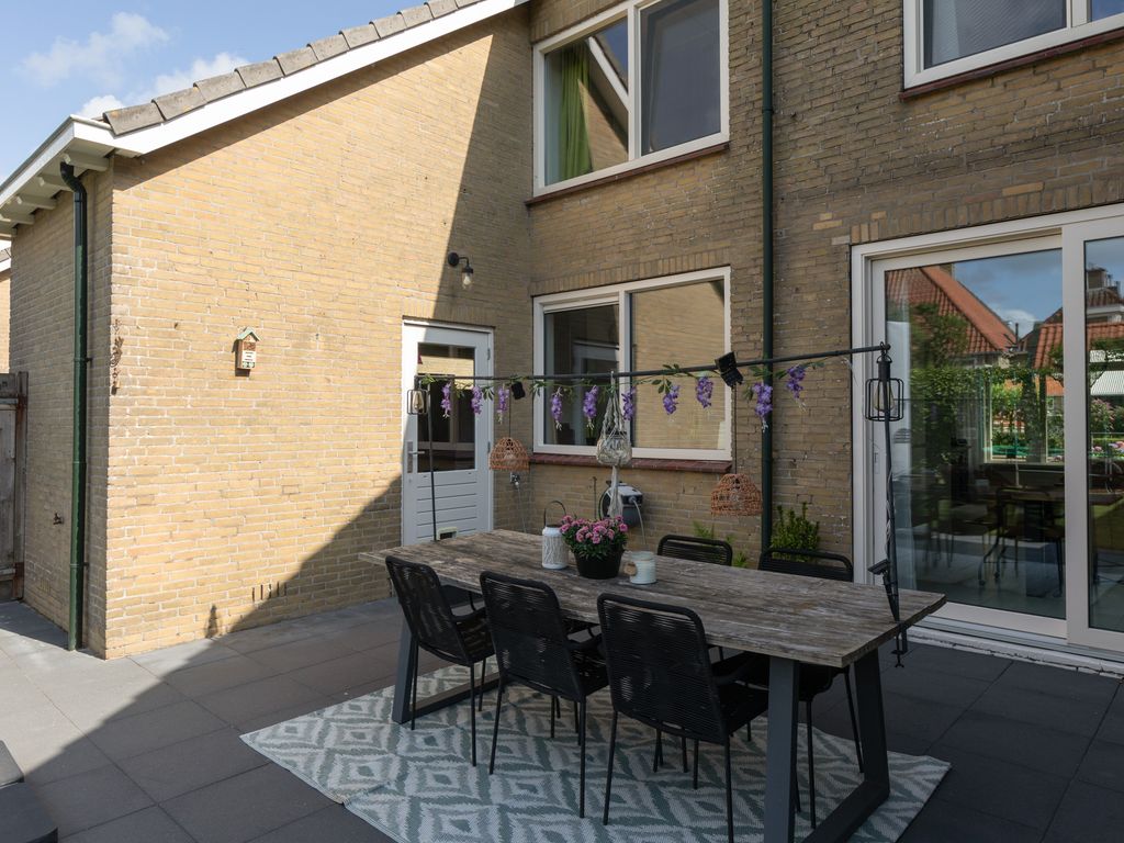 Lammert Scheltesstraat 23, Pingjum