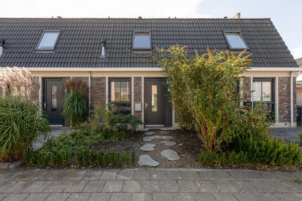De Greiden 10, Bolsward