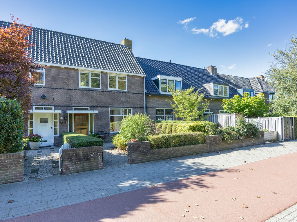 Jelsumerstraat 15, Leeuwarden