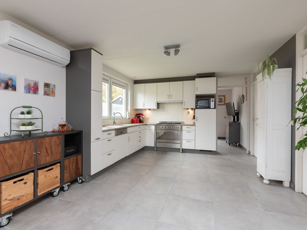 Waaxenserweg 11, Lollum