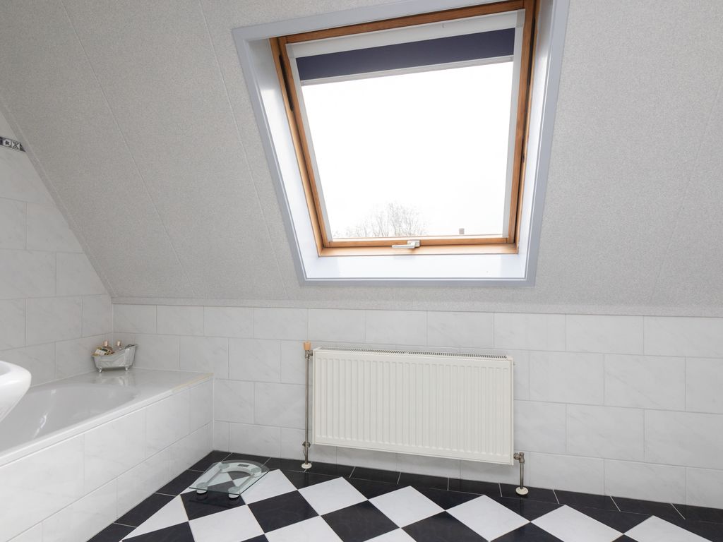 Waaxenserweg 11, Lollum