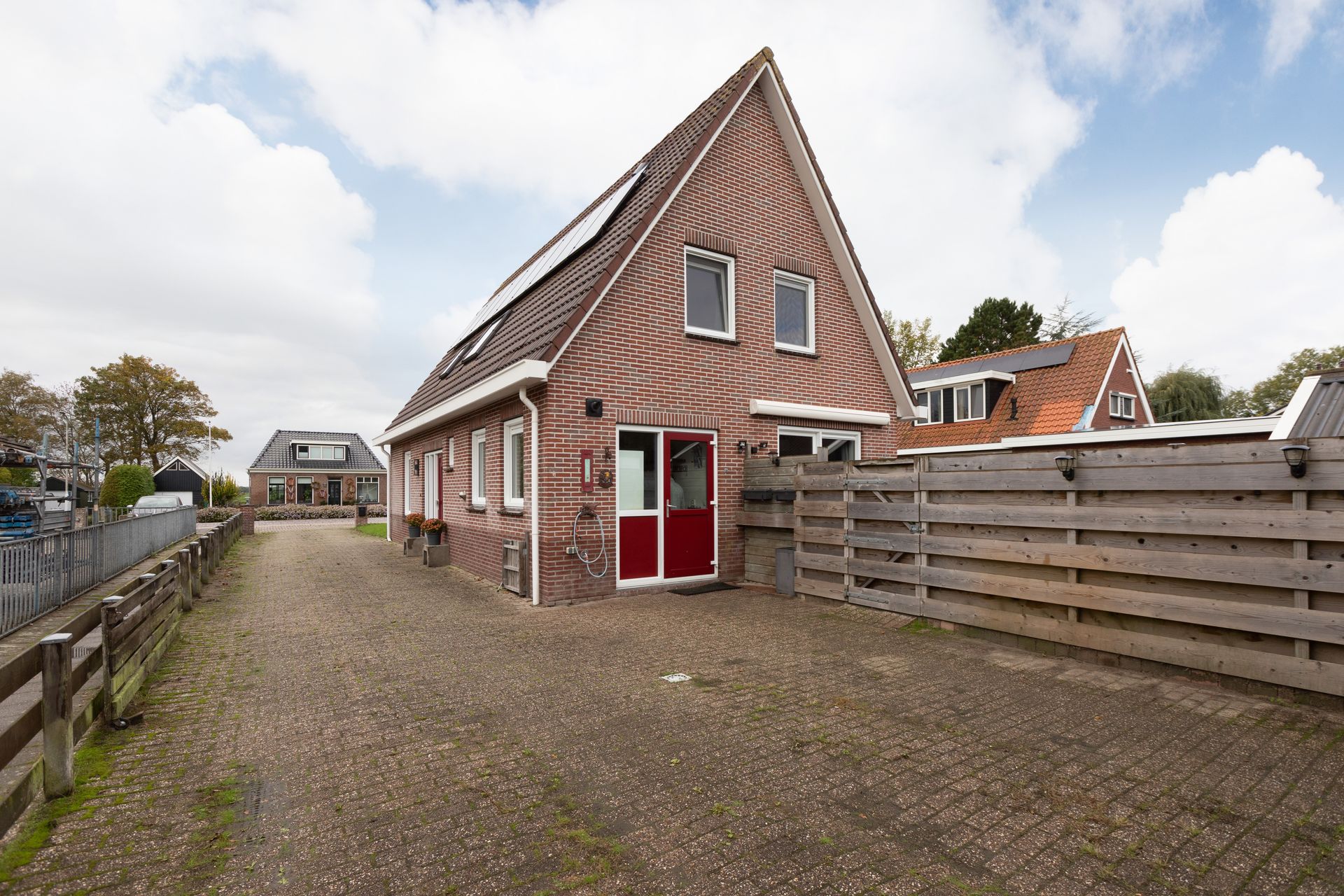 Waaxenserweg 11, Lollum