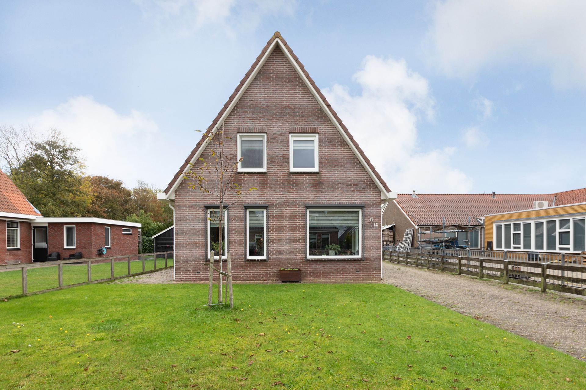 Waaxenserweg 11, Lollum