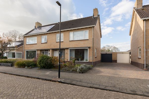 De Slinken 12, Bolsward