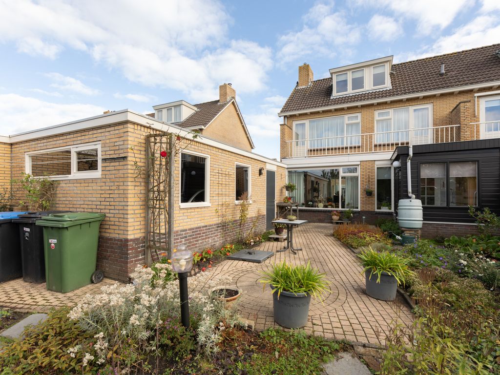 De Slinken 12, Bolsward