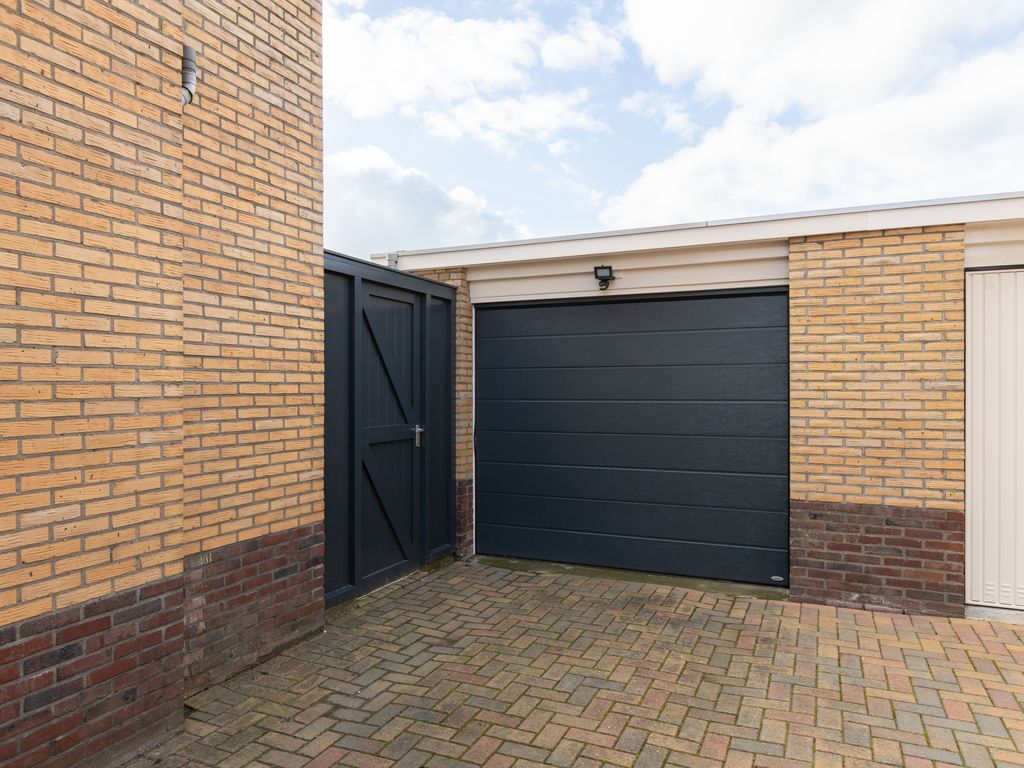 De Slinken 12, Bolsward