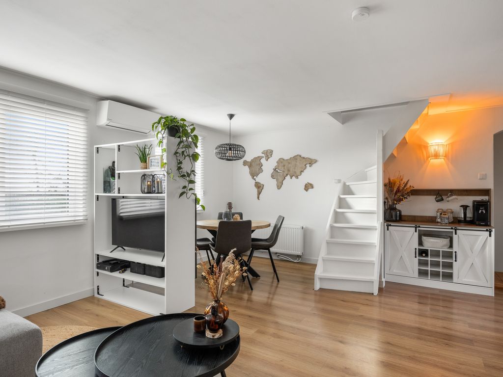 van Camminghaweg 47, Arum