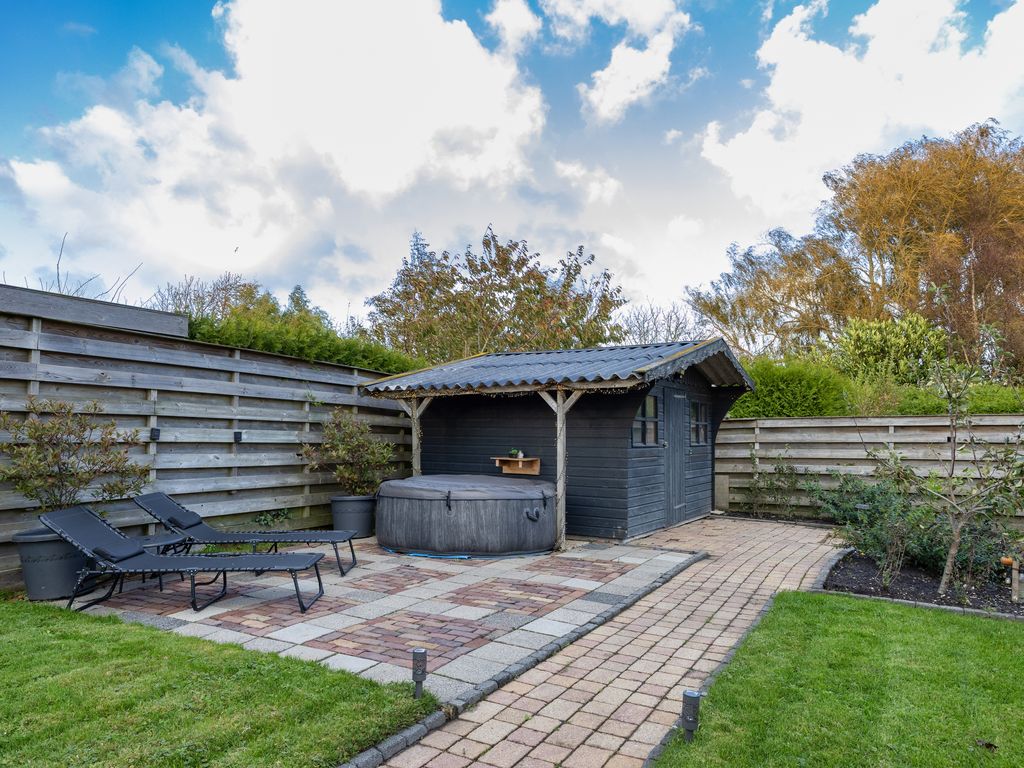 van Camminghaweg 47, Arum