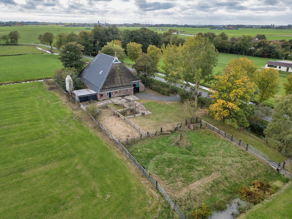 Doniaweg 25, Burgwerd