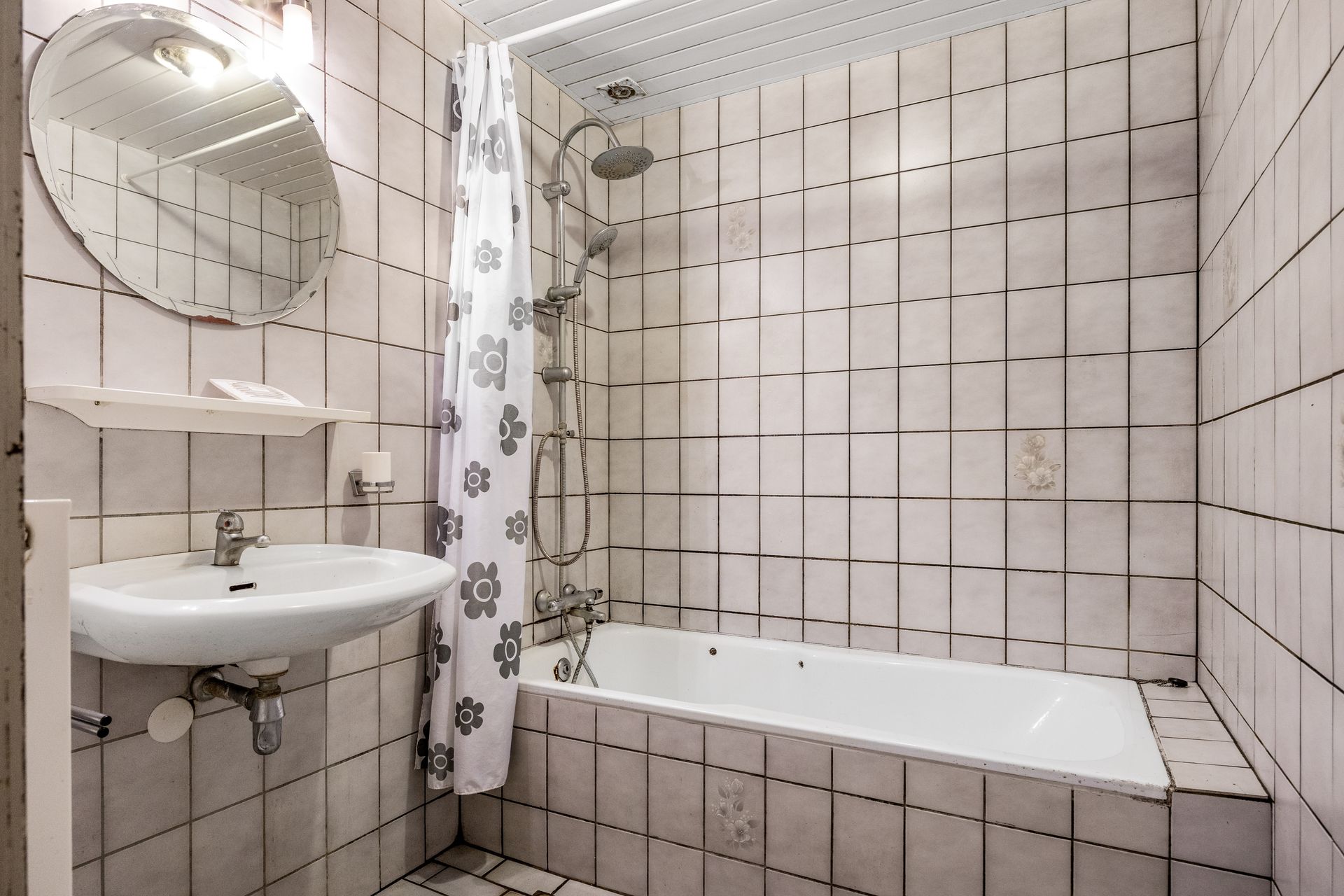 Doniaweg 25, Burgwerd