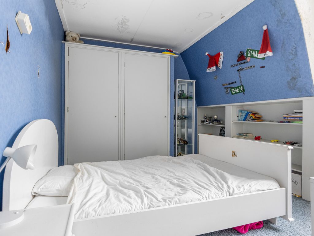 Doniaweg 25, Burgwerd