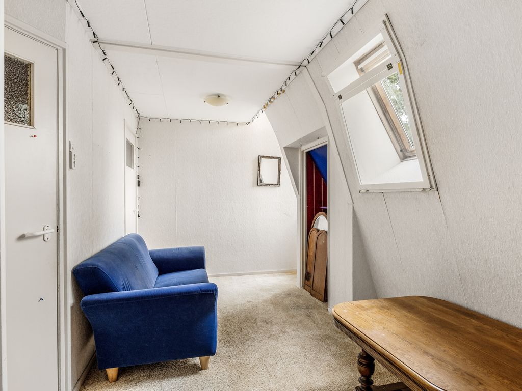 Doniaweg 25, Burgwerd