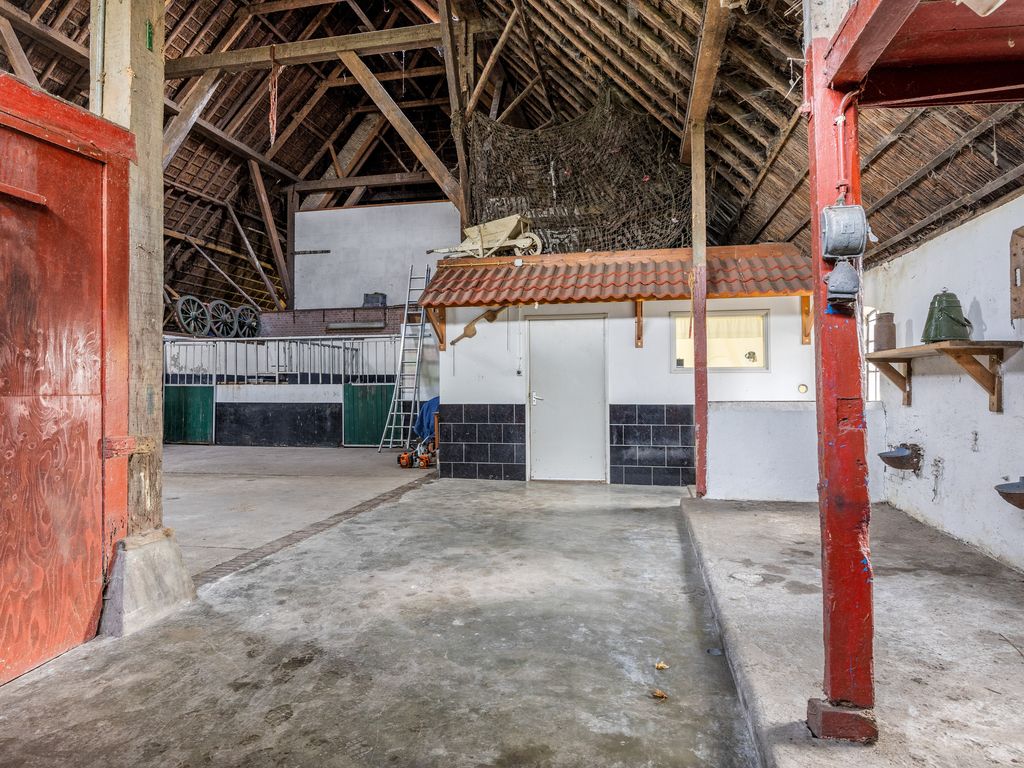 Doniaweg 25, Burgwerd