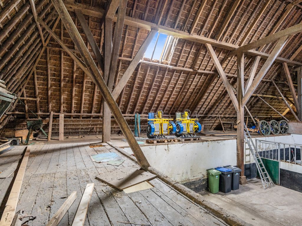 Doniaweg 25, Burgwerd