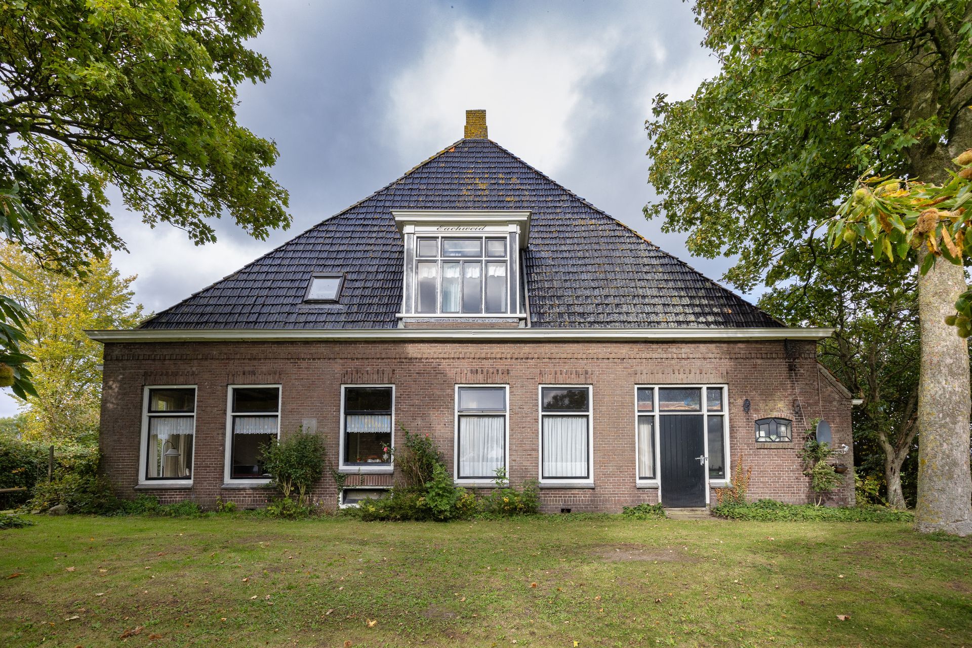 Doniaweg 25, Burgwerd