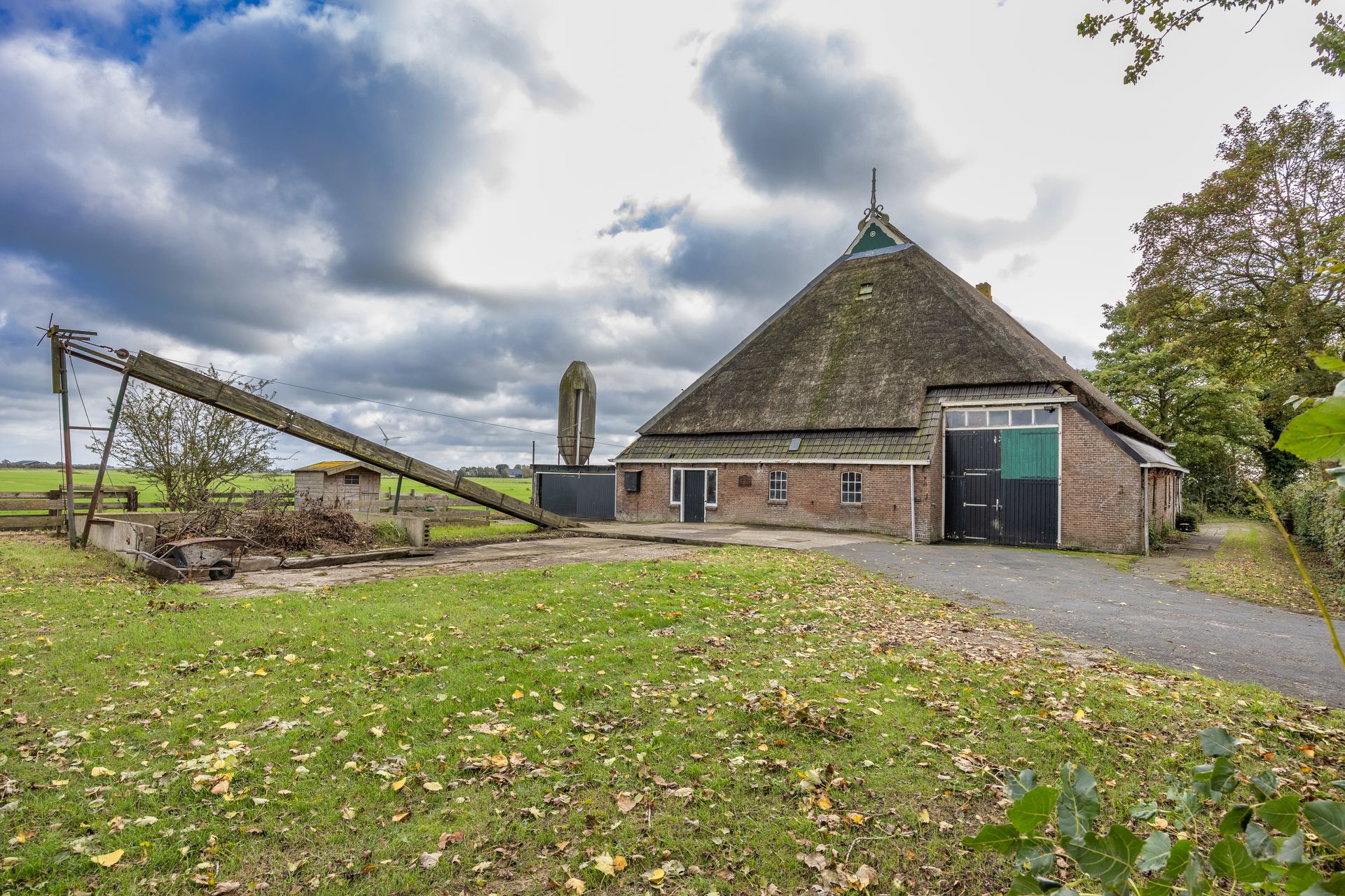 Doniaweg 25, Burgwerd